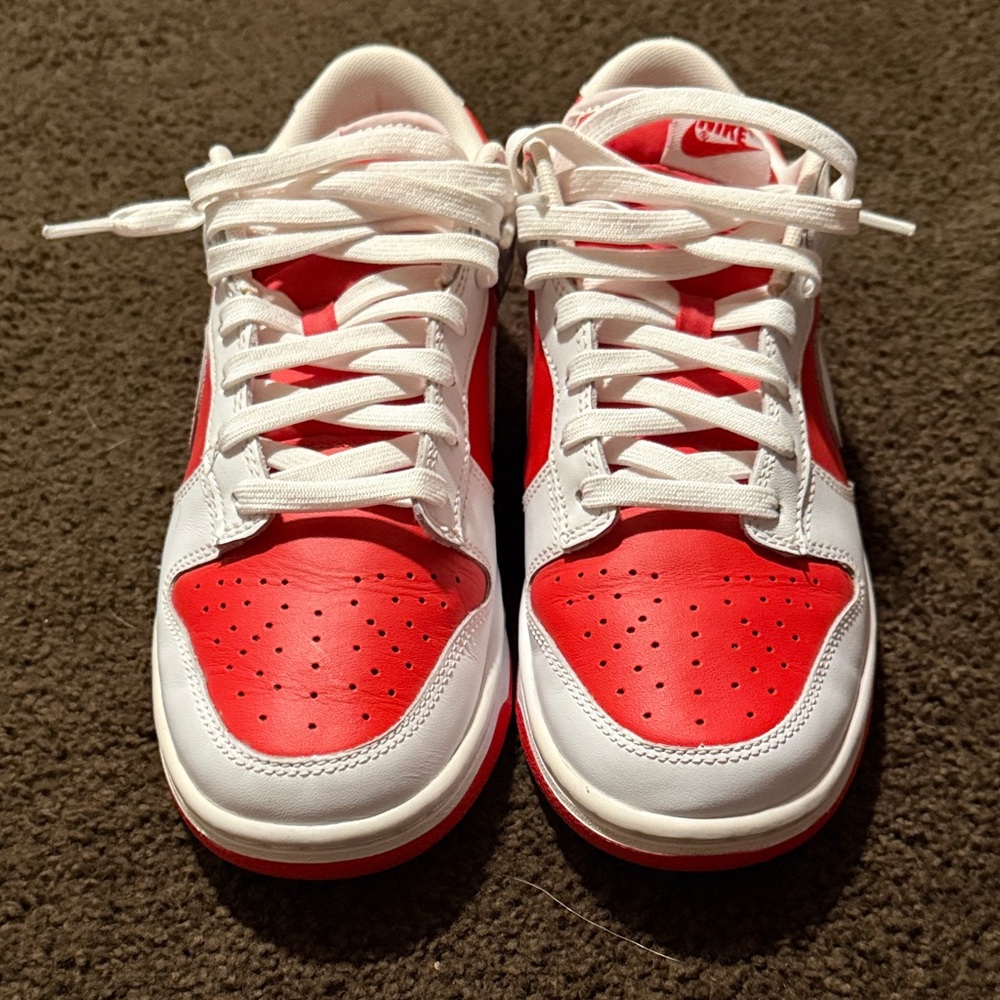 Nike Swoosh Red and White Men’s size 8.5